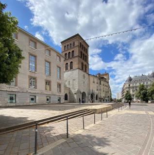 R'Apparts T3 Centre-ville historique - Grenoble - 4