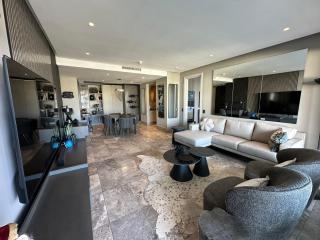 V&A Waterfront Cape Town Luxury 3 Bedroom with 1000 views - 1