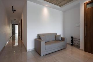 Bright 3BR Getaway Spacious Airy & Family-Friendly - Sannat - 1