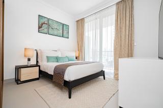 Escape24 Luxury 1BR with Sea View and Beach Access, Dubai Harbour - 9