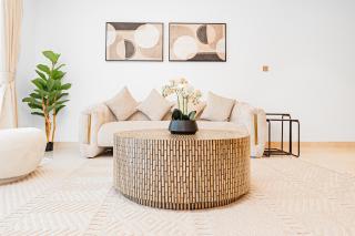 Escape24-Lux 1BR with Beach Access Emaar Beachfront Dubai - 8