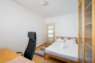 Mokotów Spacious Apartment by BookingHost - Warschau - 8