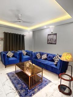 Luxury 2 Bhk apt smart led self checkin - Rawalpindi - 0