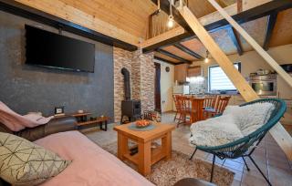 Stunning Home In Dominkovica - - 7