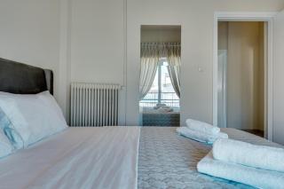 Stylish 2BR flat near metro Dafni - Athens - 3