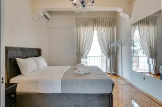 Stylish 2BR flat near metro Dafni - Athens - 1