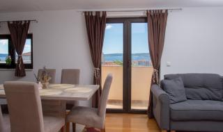 Apartment Ivana - Kastel Novi - 0
