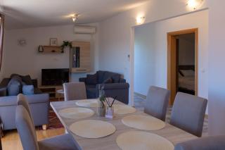 Apartment Ivana - Kastel Novi - 5
