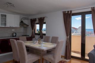 Apartment Ivana - Kastel Novi - 9