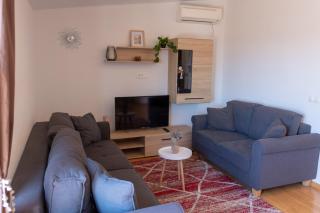 Apartment Ivana - Kastel Novi - 5