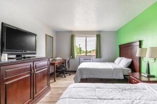 Super Inn by OYO Lansing MI - 8