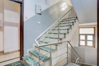 Hotel O East Punjabi Bagh Near Metro Station - New Delhi - 1