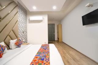 FabHotel Novis Stayz - 6