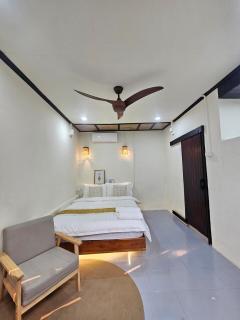 ZUNA Suites - - 0