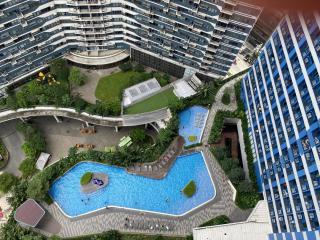 Modern Chic Condo at Makati with WiFi and Netflix - Manila - 8