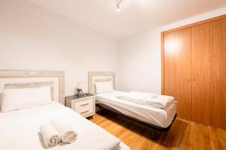 Barthe Holidays I Acogedor apartamento en Arinsal 6PAX a pie de pistas I Balcón con vistas y parking I Madness - 2