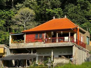 Makna Homestay and Spa - 9