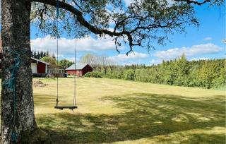 6 Bedroom Cozy Home In Högsäter - Högsäter - 2
