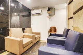 Super Townhouse Rcc Hotel Banjara Hills - Hyderabad - 1