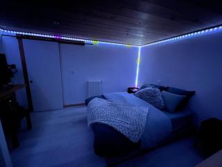 Chambre Individuelle avec salle d'eau - wc et parking - Aime La Plagne - 1