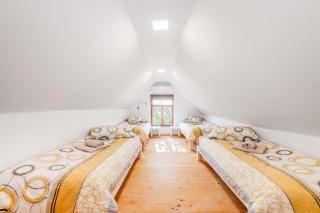 Holiday Homes Pr Pelaku with Sauna - Slap ob Idrijci - 6