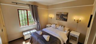 Sunkiss Cottage on Mount Joy - Stellenbosch - 6