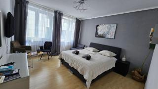 Top Central Stay - Cozy Bedroom & Kitchen in the Heart of the City and Hauptbahnhof - Wuppertal - 0