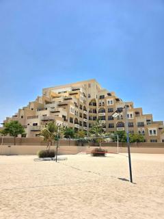 Seaview Escape Family Two-Room Apartment with Seaview - 8