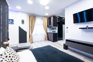 Hill & Bridge Residence - Budapest - 9