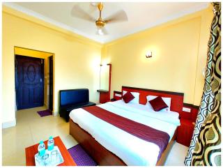 HOTEL ANNAPURNA! RESORT! IN PURI - Near Sea Beach - Free Wifi & Parking, Room service, Hygiene & Spacious Rooms, Available, Fully Air Conditioning Hotel The Top Rated Hotel in Puri - Puri - 5