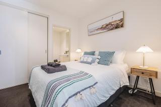 Casabonita |5 min 2 MCG| Patio | Parking | Netflix - Melbourne - 9