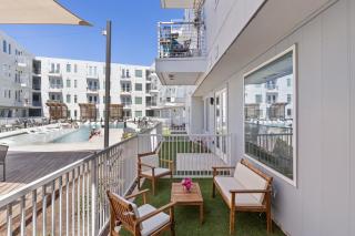 Luxury 2-BR with Poolside Patio - Austin - 3