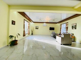 EMPYREAN STAY II 3BHK II SUPREME VILLA II FULLY AC II PRIVATE POOL Il - Lonavala - 4