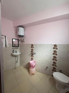 Pine View Guest House - Nahan - 3