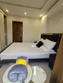 Luxury Designer Onebed Apartment in Mehar Suites Bahria Town Lahore - Lahore - 5