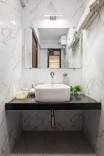Modern 2 BHK Service Apartment in BKC, Mumbai - Mumbai - 5