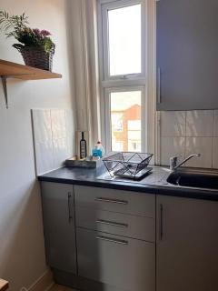 ApartmentSleeps2-Seaside Escape--WiFi-Parking - Hastings - 2