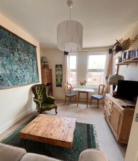 ApartmentSleeps2-Seaside Escape--WiFi-Parking - Hastings - 0