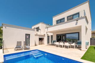 Villa Corb Mari II by Sealand Villas - Playa de Muro - 8