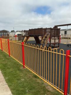 FamilyFriendly-8Berth-FreeParkingSpot-CloseToBeach - Skegness - 4