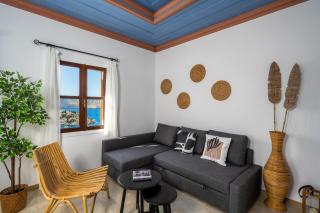 Elpidas Apartments - Sými - 3