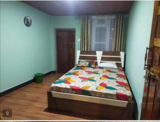Arms Homestay & Girls Hostel - 1