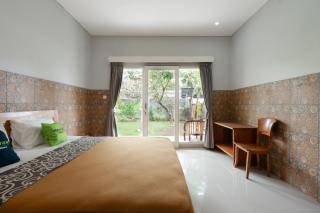 Urbanview Asung 2 Guesthouse Tibubeneng - Dalung - 8