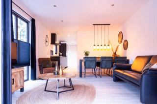 Schitterend 6 persoons chalet met HOTTUB in de bossen van Putten - Putten - 9