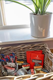 Knowsley - Bakewell - 6