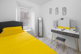 Modern 2BR Flat - Central High Street Location - Oban - 1