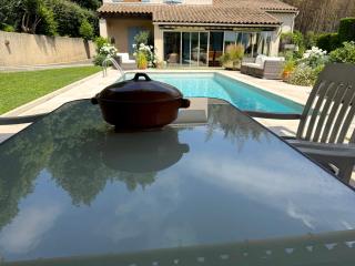Un appartement 2 pièces dans une villa avec piscine et parking - Vence - 4
