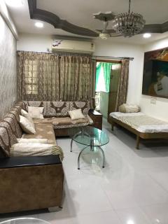 3BHK Luxury AC Apartment SG-SATELLITE-Prahalad-Anand Nagar Road - Ahmedabad - 9
