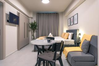 Urban Nest in Trendy Koukaki - 0