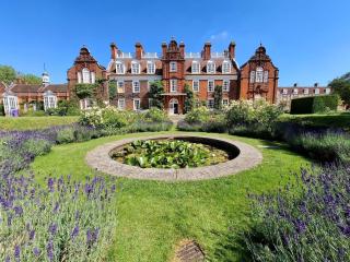 Newnham College - University of Cambridge - Cambridge - 0